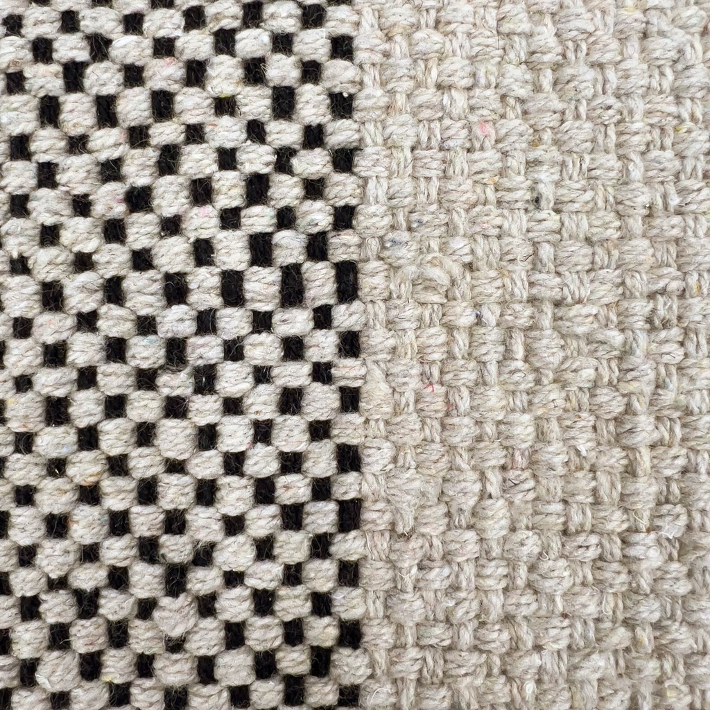 Alfombra tejida BN 120x180cm